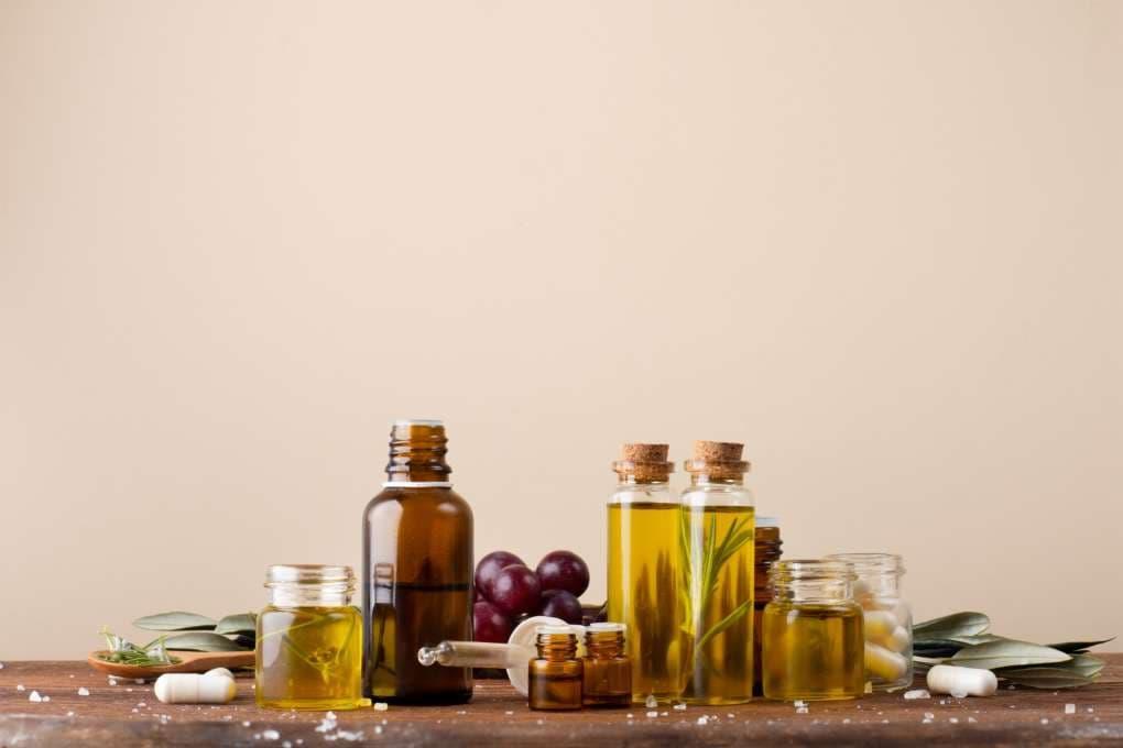 Difference Between Alternative Medicine and Modern Medicine